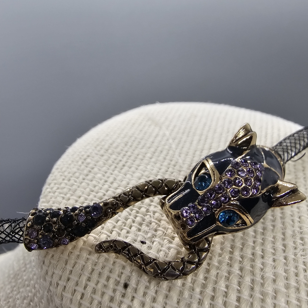BETSEY JOHNSON SILVER CRYSTALS FILLED MESH TEAL PANTHER HEAD CHOKER NECKLACE - Picture 5 of 13